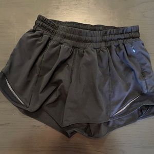 Lululemon 6tall Black shorts